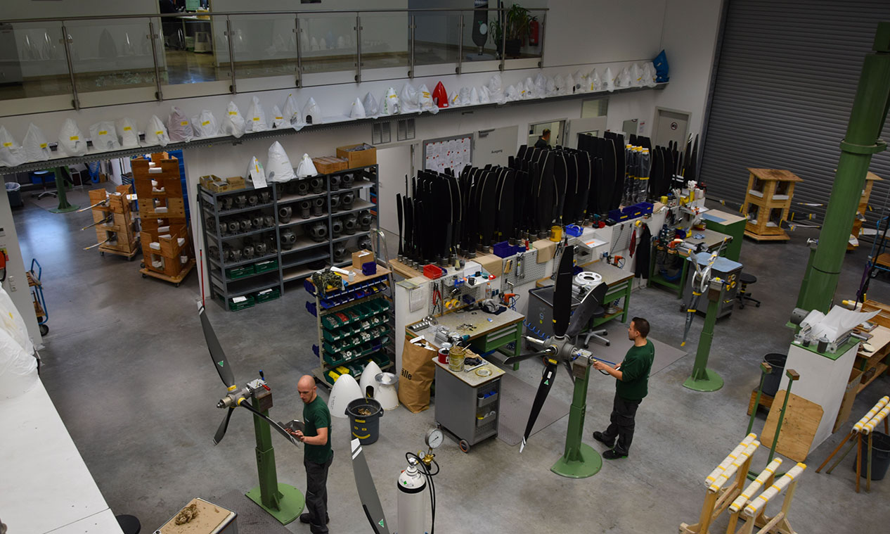 12 star propellers Magazine About